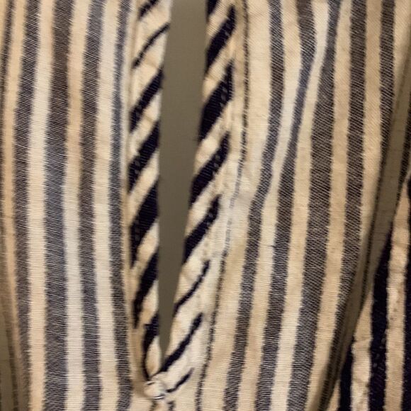 Moon River Size small striped romper With elastic and drawstring waist - Picture 12 of 13